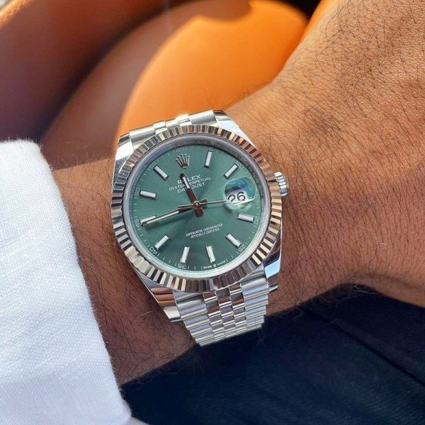 ROLEX DATEJUST DATE AUTOMATIC NEW PRIMIUM EDITION