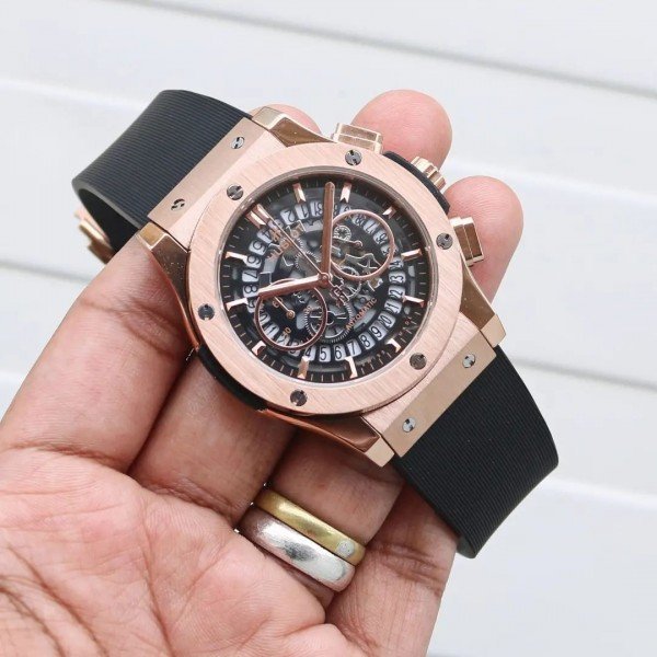 Alternative view of Hublot Big Bang Calendar Watch