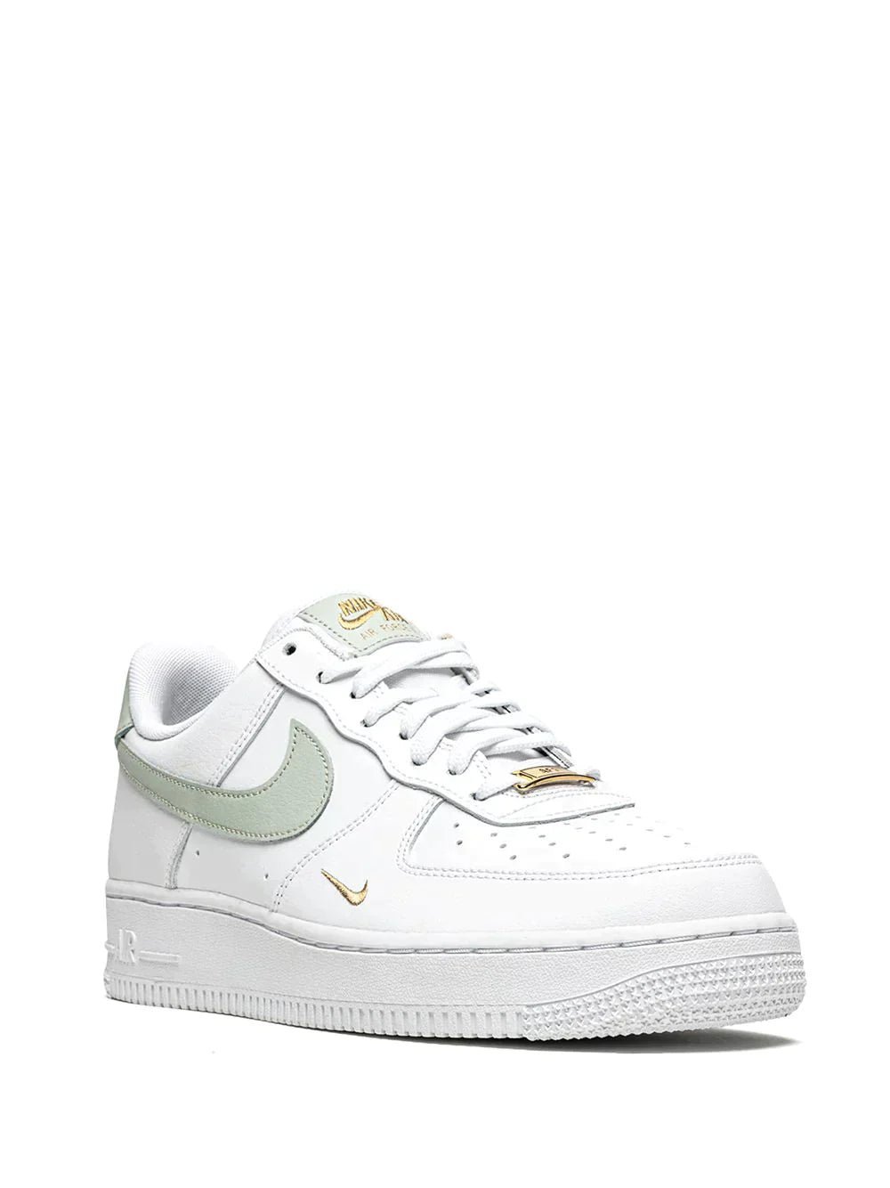 Alternative view of Air Force 1 '07 ESS sneakers