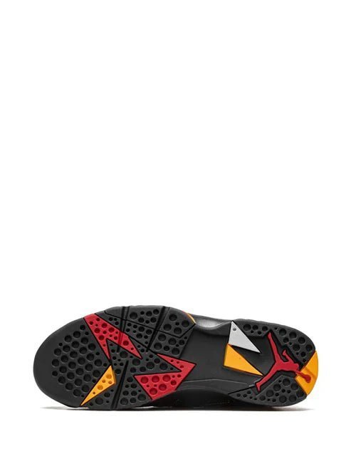 Alternative view of Jordan 7 Citrus