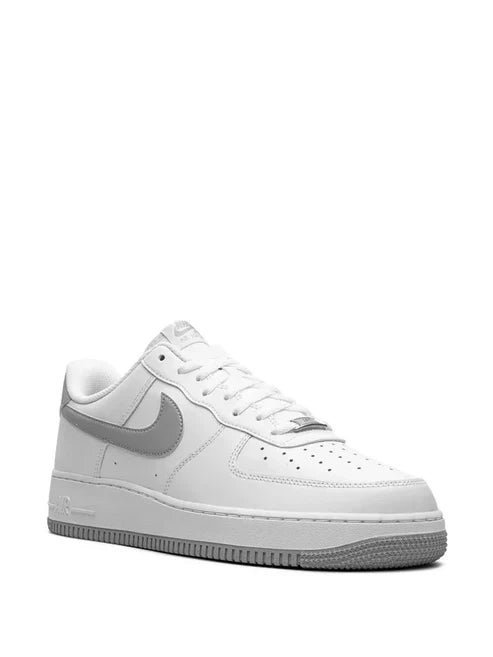 Alternative view of Airforce 1 07 low dark grey white sail