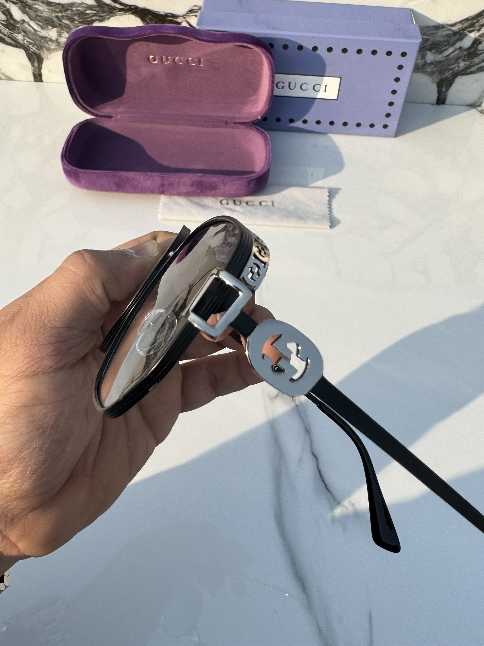 Alternative view of Branded Sunglasses  2496_silver_green(With Original Kit)