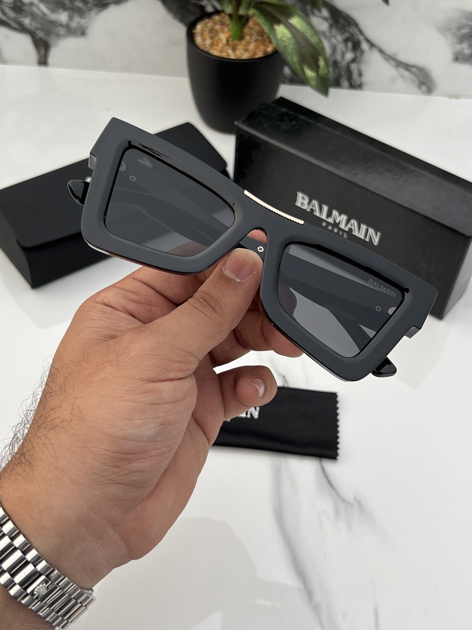 Alternative view of Branded  BLMN Bold 4 Full Black Sunglasses (With Original Kit)