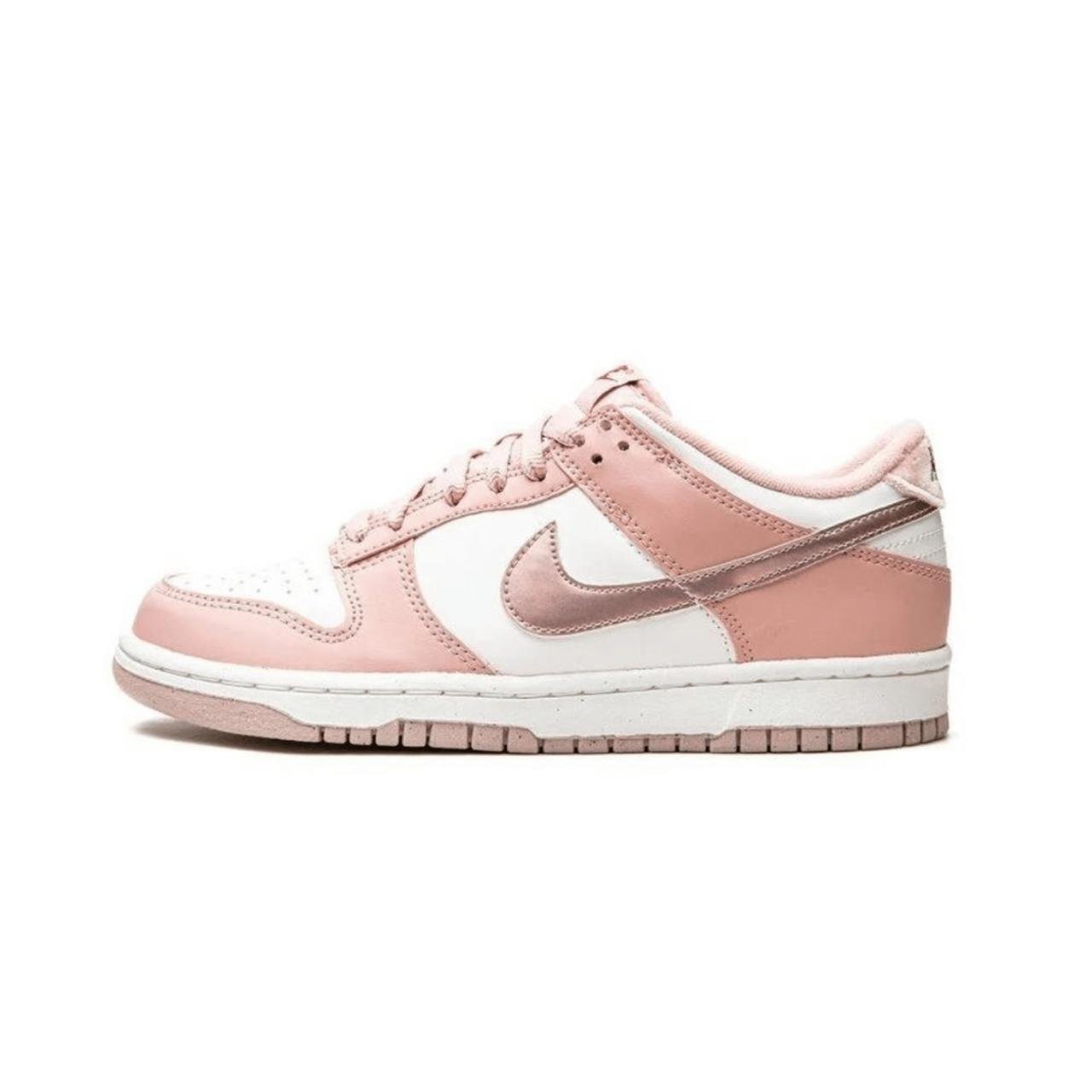 Alternative view of Dunk Low pink Velvet GS