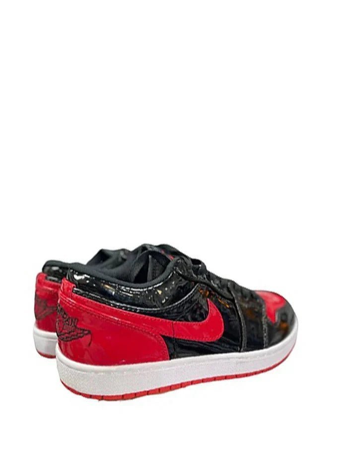Alternative view of JORDAN RETRO 1 LOW PATENT BRED