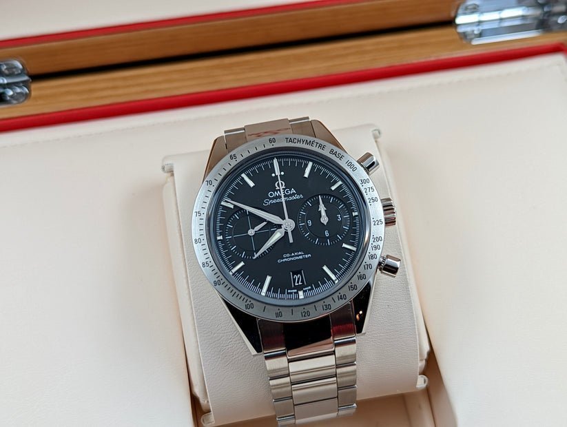 Alternative view of Omega Speedmaster Silver Black Dial Metal